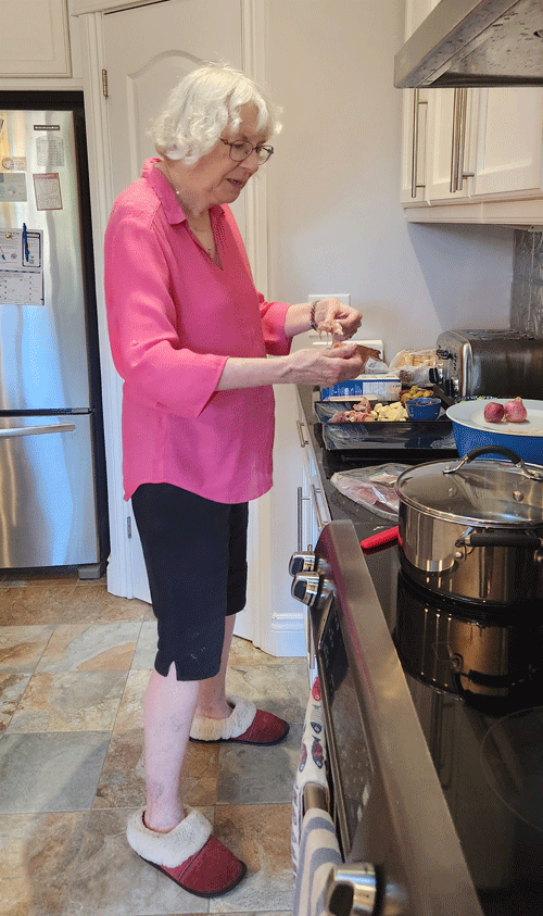 Katie Cooks