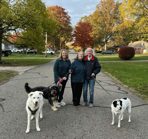Lori,Kitty,Bart,Dogs
